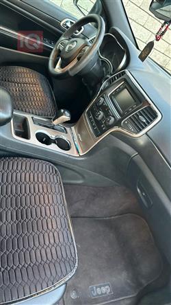 جیپ گراند شیرۆکی